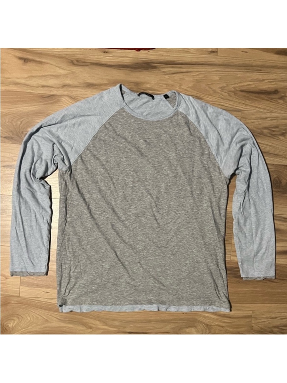 Vince Light Gray & Heather Gray Raglan Long-Sleeve Shirt